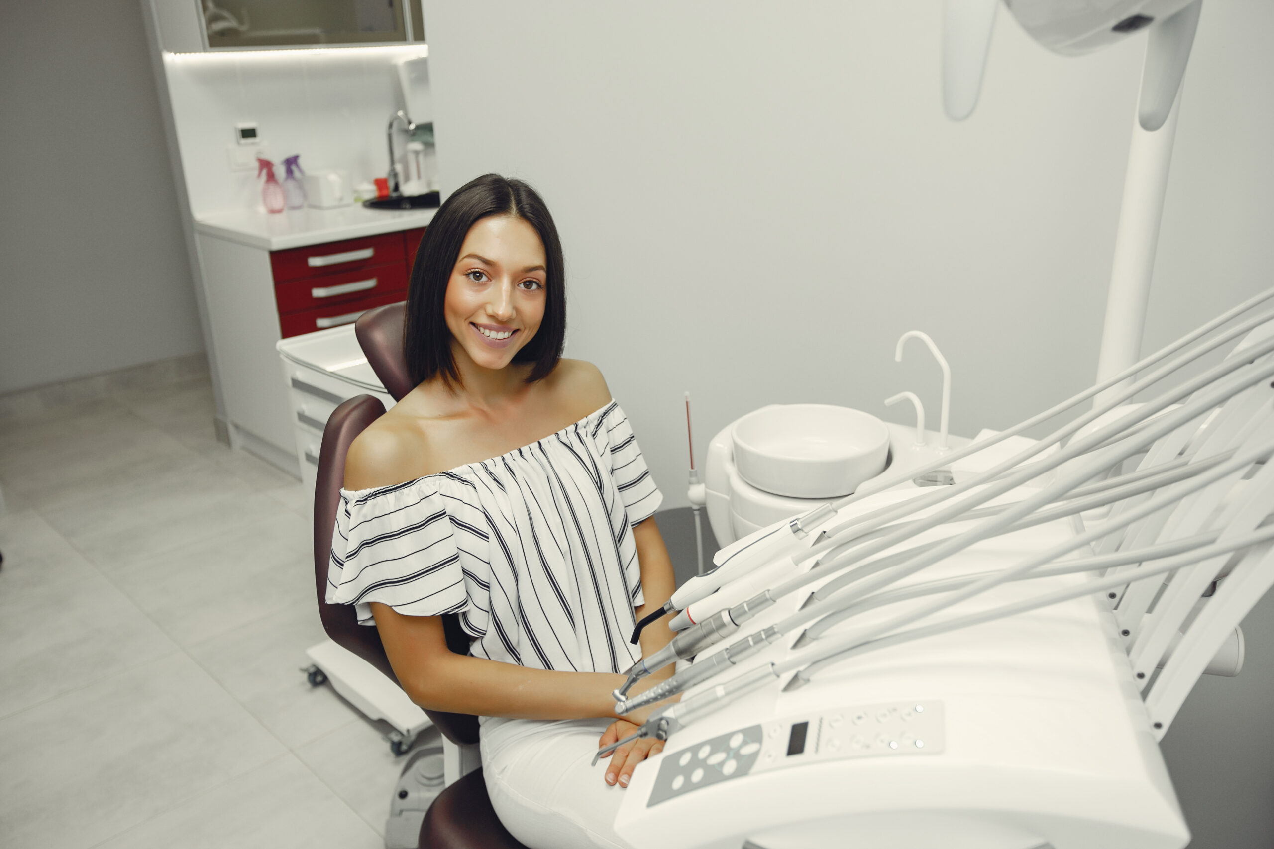 Featured image for “What to Expect During a Routine Dental Exam for Oakville, Ontario Patients”